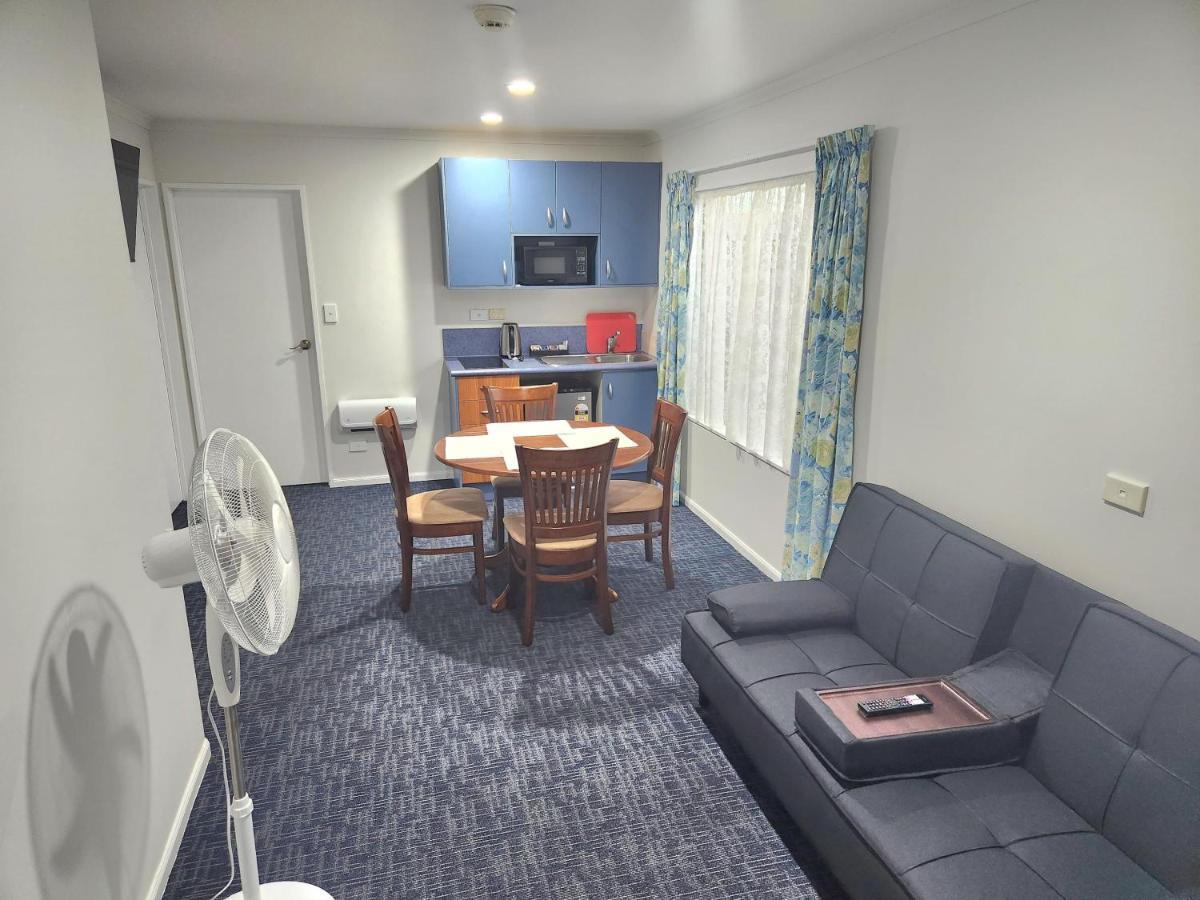 Botany Palms Motel Auckland Esterno foto